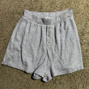 Abercrombie & Fitch Heather Gray Ribbed Henley Lounge Shorts Women XS Pajamas thumbnail 2