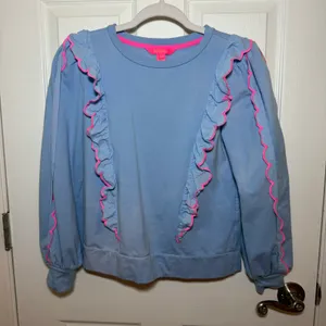 Lilly Pulitzer Suzy Scalloped Sweatshirt Pullover Top thumbnail 1