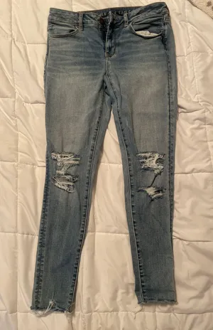 American Eagle Jeans thumbnail 1