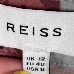 REISS Lolita Montage Accordion Pleated Skirt Women's Size 8 Abstract Print Artsy thumbnail 7