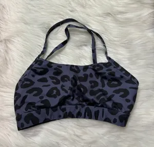 Amazon Workout Set Two-Piece Leopard  thumbnail 2