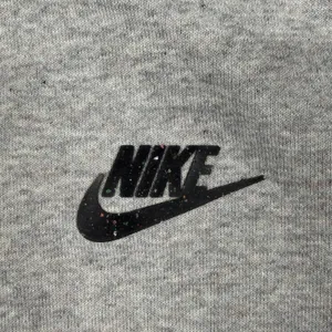 Nike Sportswear Crewneck Sweatshirt Women’s Medium Gray Swoosh thumbnail 3