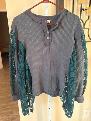 POL Womens Charcoal Grey Thermal Knit Henley Teal Floral Lace Sleeve Boho Top S thumbnail 1