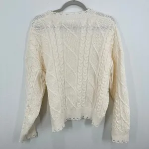 Le Lis Collection Cozy Soft Cream Cable Knit Sweater Medium Pullover‎ thumbnail 3