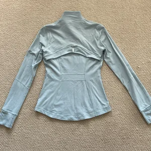 LULULEMON Define Jacket Hazy Jade Size 6 Luon Full Zip Stretch Soft Women’s GUC thumbnail 12