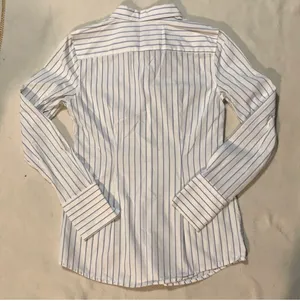 Banana Republic Button Down Top thumbnail 3
