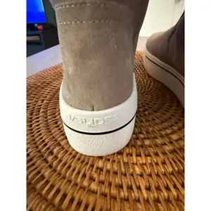 J/Slides NYC Taupe Suede Faux Fur Trim Platform Boots Womens‎ 7 thumbnail 5
