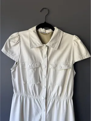 Cream Faux Leather Button-Front Midi Dress with Short Sleeves and Pockets thumbnail 2