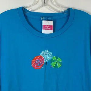 Fresh Produce Womens Scoopy Crew T-Shirt‎ Blue Beach Umbrella Graphic Large NWT thumbnail 3