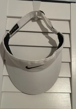 Nike Visor Hat White thumbnail 1