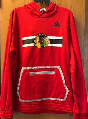 Adidas Chicago Blackhawks Red Hoodie Sweatshirt thumbnail 1
