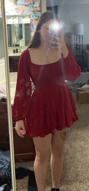 Red Romper Size M thumbnail 1