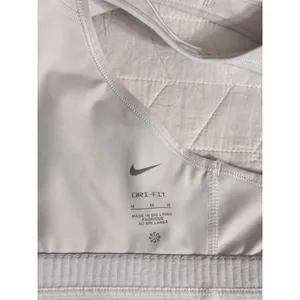 Nike dri fit sports‎ bra, women size medium, white thumbnail 3