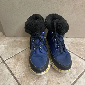 Sorel carnival Waterproof Snow Boots 8.5 Women's Winter Cold Blue Lace Up Boots thumbnail 3