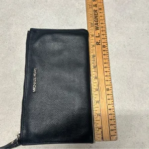 MICHAEL KORS Jet Set Black Large Zip Logo Pouch Clutch Luxury Pebbled Leather thumbnail 10