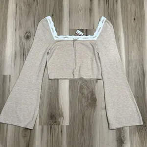 NEW Dee Elly Scalloped Hem Tan Cropped Sweater Women’s Large thumbnail 1