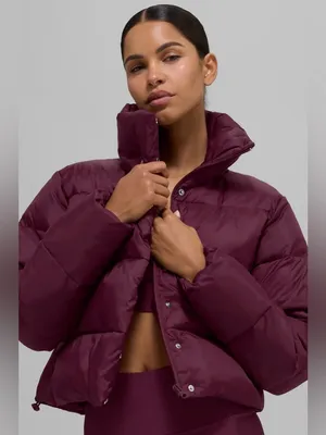 ALO Yoga NWT Gold Rush Puffer Jacket Burgundy with Zipper pockets Size S thumbnail 3