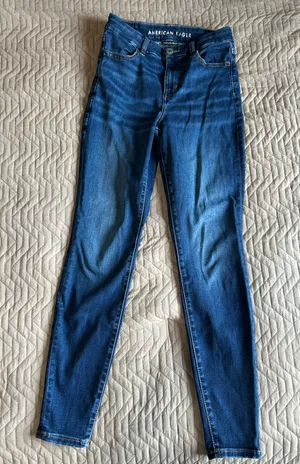 American Eagle Jeans thumbnail 1