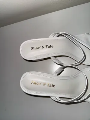 Shoe’N Tale White Strappy Chunky Block Sandals Heels Bridal Wedding New thumbnail 7