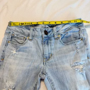 American Eagle Outfitters Distressed Skinny Jeans Low Rise Women’s Size 00 Reg thumbnail 8