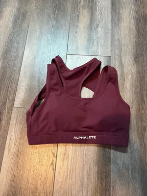 Alphalete Surface Keyhole Sports Bra thumbnail 3