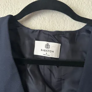 Babaton Aritzia Deniro Button Up Crepe Vest Navy Size 8 thumbnail 8