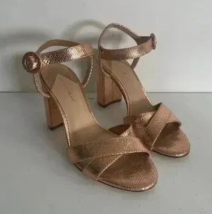 Women's Antonio‎ Melani Rose Gold Gwen’s Sandals Size 7M GUC! thumbnail 1