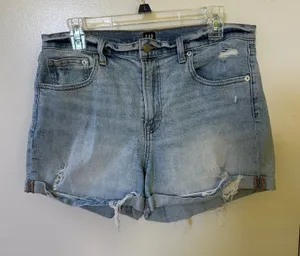 Gap Jean shorts thumbnail 1