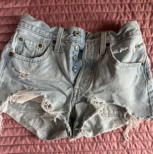 Levi’s Jean Shorts thumbnail 1