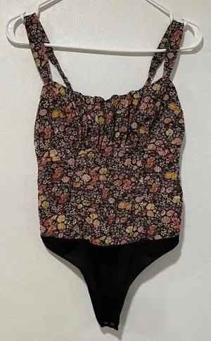 Abercrombie & Fitch Women’s Floral Smocked Bodysuit Size XS thumbnail 1