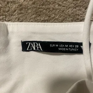 Zara Dress Women's Medium White Mini Cut Out Fitted Zip Up Back Spaghetti Strap thumbnail 2