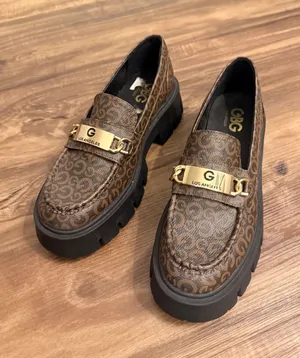 GBG Guess Los Angeles Collie‎ Brown Monogram Lug Sole Platform Loafers Womens 7M thumbnail 1