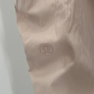 Lululemon Beyond The Studio‎ Jogger Pants Size 12 Feather Pink Athletic Lounge thumbnail 5