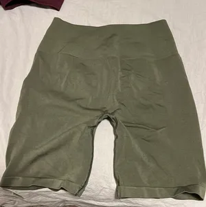 Alphalete Gym Shorts thumbnail 2