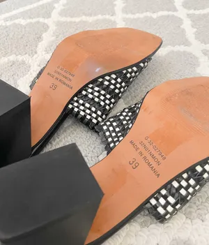 Topshop Black And White Weave Low Block Heel Mule Sandal thumbnail 7
