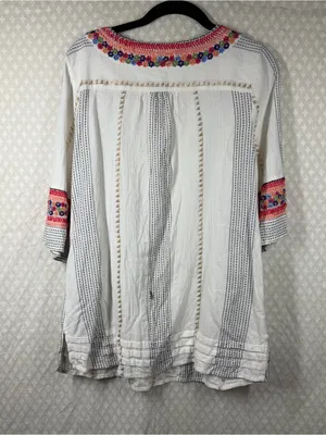 Soft Surroundings White Pink Floral Embroidered Tunic Top thumbnail 7