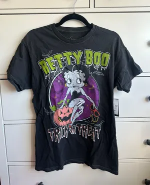 betty boop halloween shirt thumbnail 1