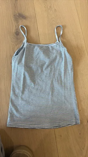 Brandy Melville Tank thumbnail 2
