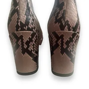 Aquatalia Palomina embossed snake print leather pointed toe booties NEW size 6M thumbnail 6