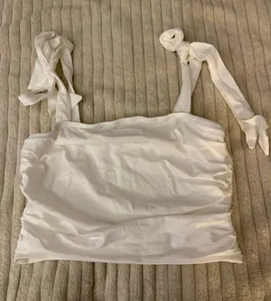Shein Crop Top  thumbnail 1