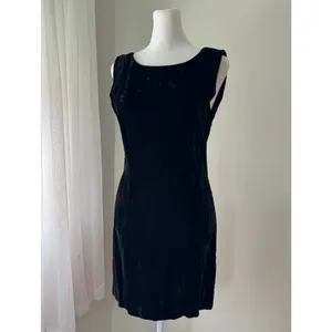 Vintage Y2K Germain Paris Black Velvet Scoop Neck Sleeveless Mini Dress thumbnail 2