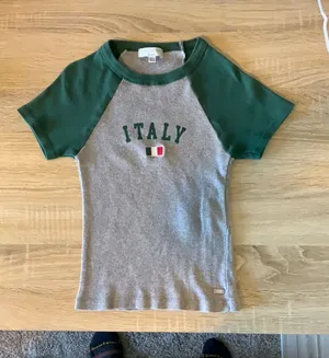 Pull & Bear Two-Tone Grey and Green Italy Baby Tee thumbnail 1