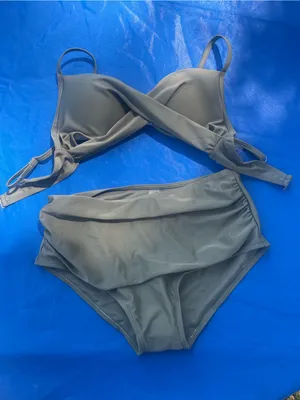 Women’s Olive Green Two thumbnail 1