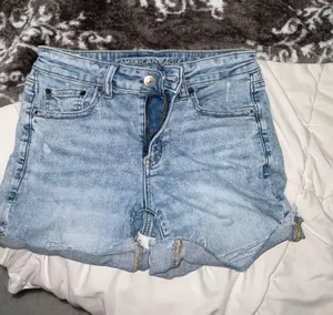 American Eagle Shorts thumbnail 1