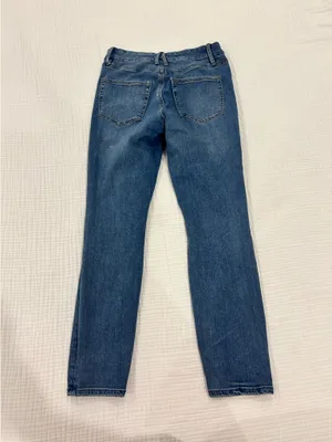 Good American Distressed Skinny Jeans thumbnail 5
