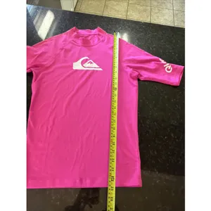 Quiksilver Women's Rashguard Sz Sm Hot Pink‎ Swim Shirt Compression Surfer Beach thumbnail 6