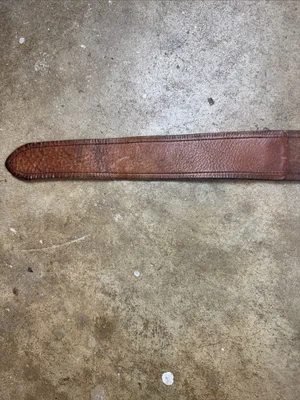 Classic Brown Leather Belt with Large Loop Buckles
Size: Medium thumbnail 10