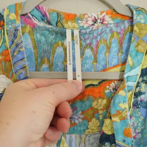 Anthropologie Boho Floral Cropped Shirt Blouse Multi Color Tie Neck Size Small thumbnail 4