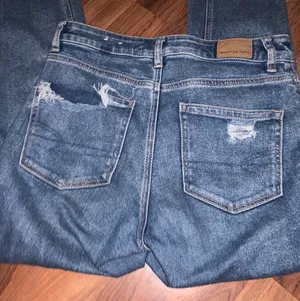 Outfitters High Rise Jeans thumbnail 4