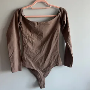 aritzia babaton contour brown off shoulder bodysuit thumbnail 3